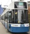 Flexity-Tram Nr. 4001 im Kursbetrieb